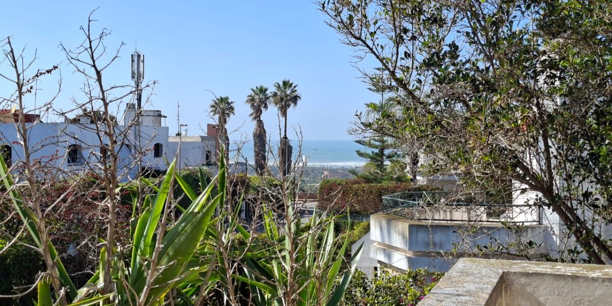 Terrain vue mer à Ain Diab 602 m2