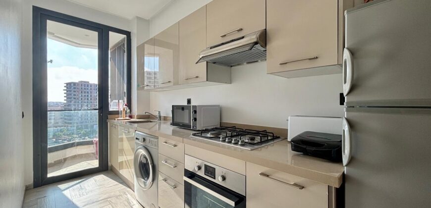 Appartement traversant meublé au 8e étage – CFC