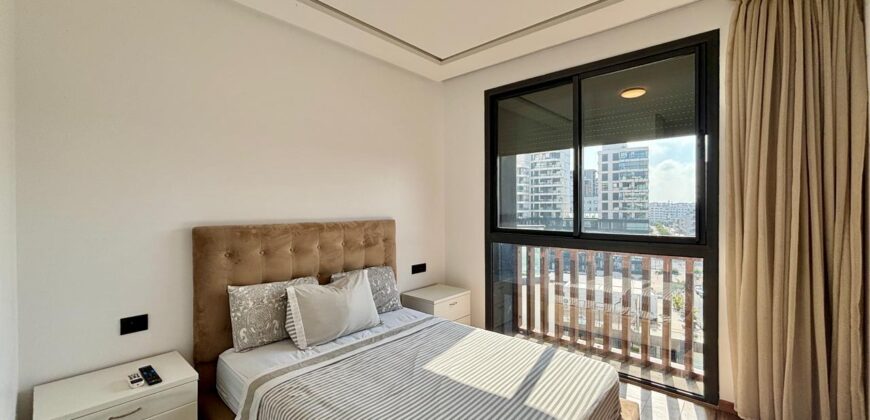 Appartement traversant meublé au 8e étage – CFC